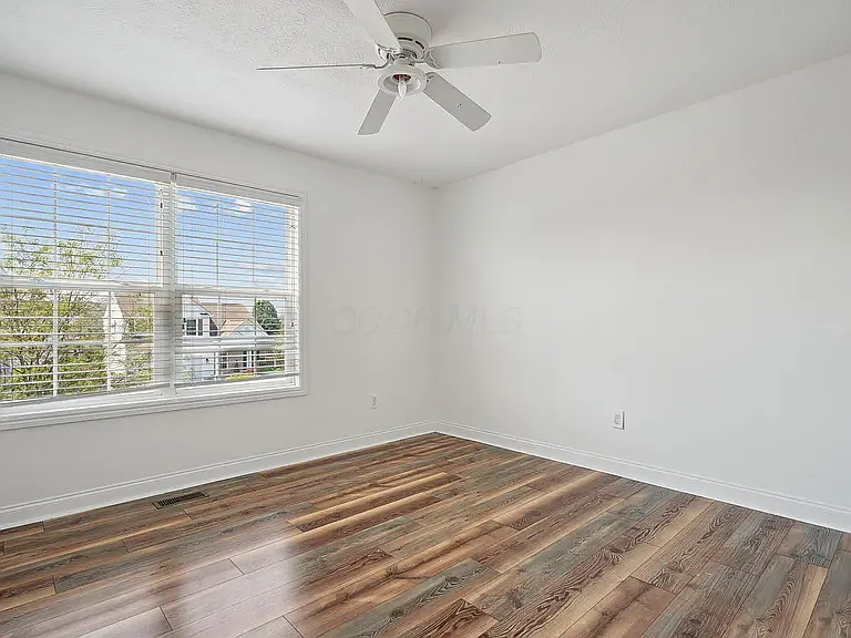 140 Andiron Dr — Photo 16