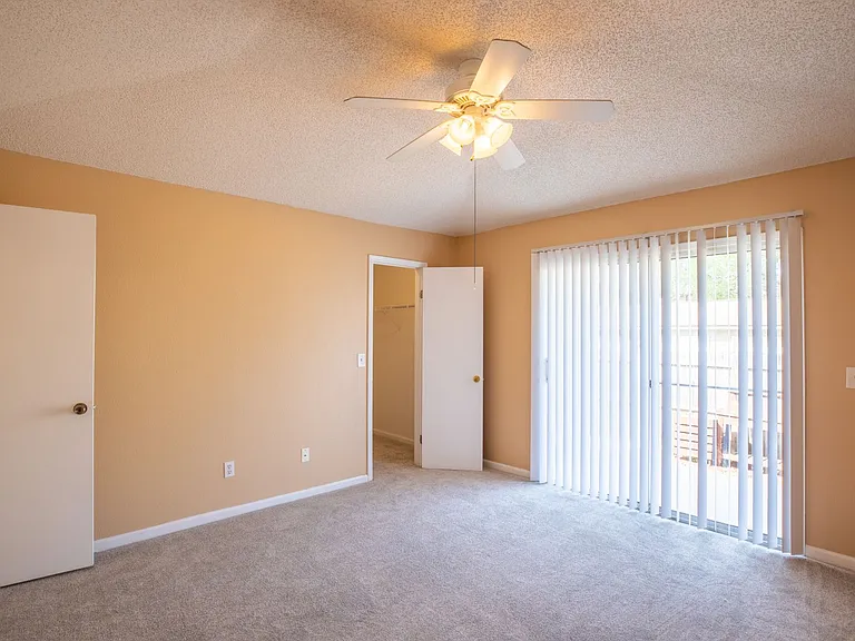 2548 Americas Cup Cir E — Photo 16