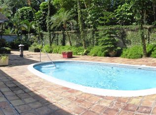 3750 Douglas Rd, Miami, FL 33133