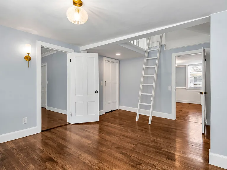 20 Pickman St #2 — Photo 24