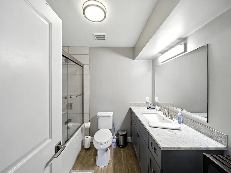 2207 N 71st St — Photo 16