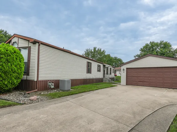 16 Maple Ridge Park, Manteno, IL 60950