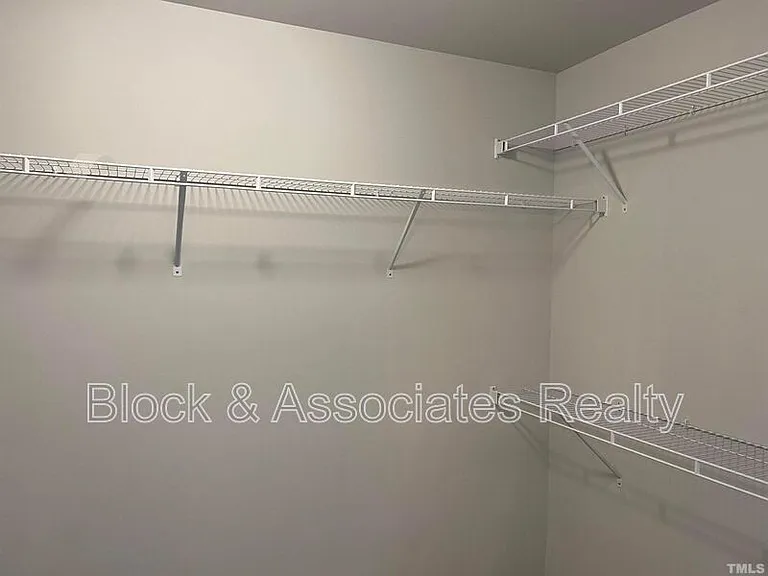 179 Maple Tree Ln — Photo 13
