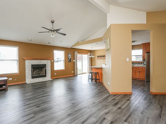 3rd image of 1646 Talon Dr
