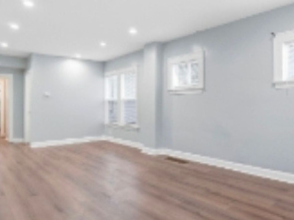 1st image of 1555 E Rich St Unit 1555