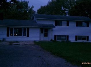 1558 N Centerville Rd, Centerville, IN 47330