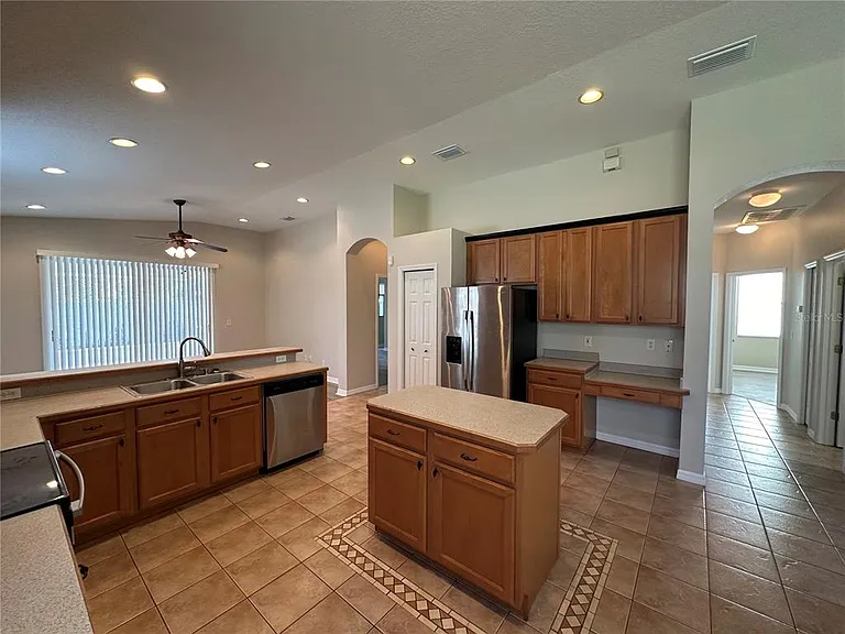 8037 Moccasin Trail Dr — Photo 7