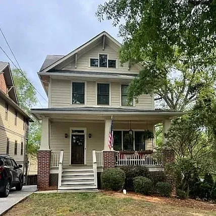 3 bed, 2.5 bath, 2322 sqft, $3,495 — Photo 1