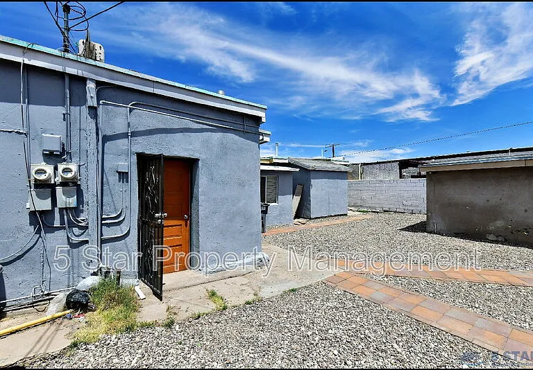 1908A Olive Ave — Photo 21