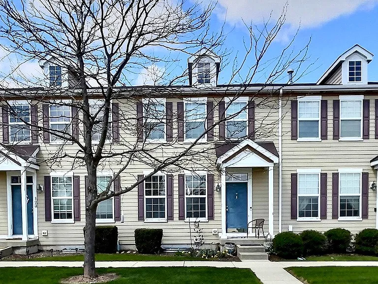 125 E Robinson Ave — Photo 1