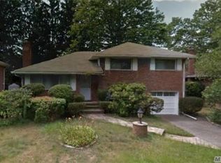 20 Willets Ave, Syosset, NY 11791