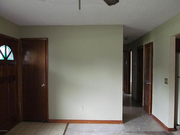 3rd image of 9344 Alma St
