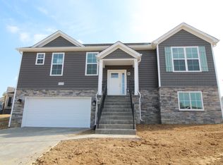 9438 Mossy Creek Way, Louisville, KY 40229