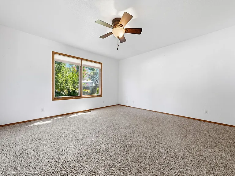 1484 Saint Andrews Dr — Photo 26
