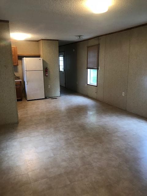 1st image of 311 N Kinney Ave