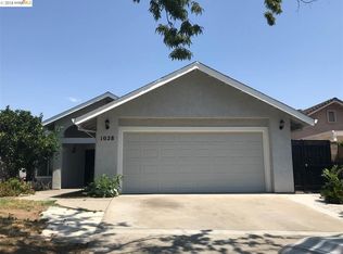 1028 Carlos Ct, Modesto, CA 95351