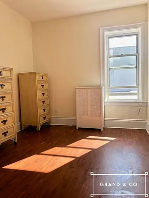 Rented by Grand & Co. | media 24