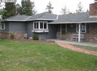 2148 Hadden Rd, Walnut Creek, CA 94596