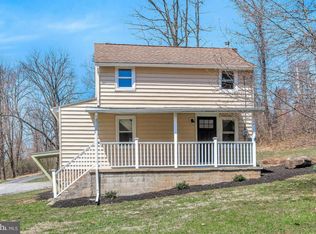 757 Ironstone Rd, New Cumberland, PA 17070