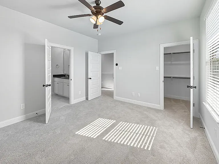 9525 Thorncrown Ln — Photo 14