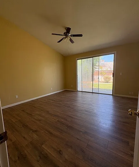 804 Quintana Dr — Photo 32