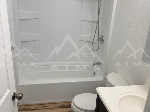 3147 Peterkin Ave, Anchorage, AK 99508