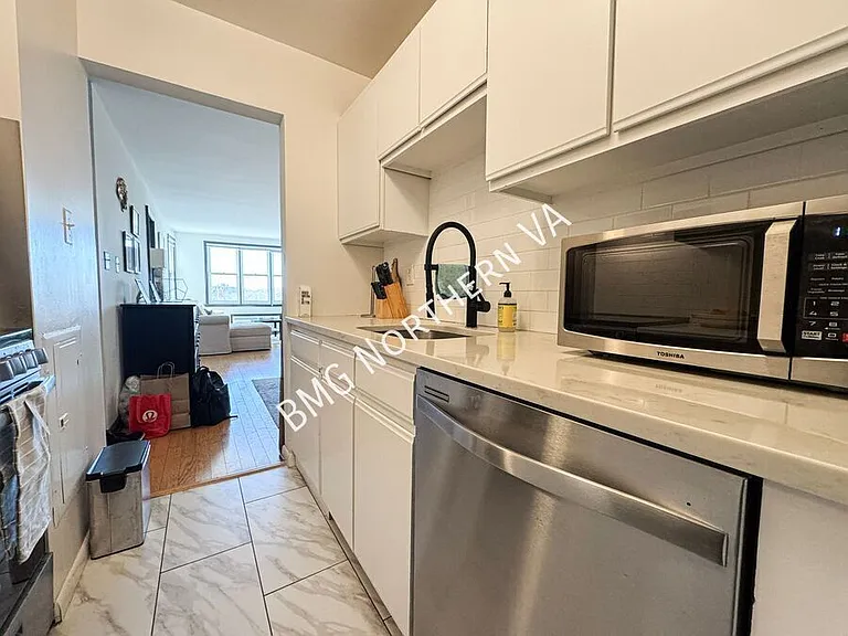 3217 Wisconsin Ave NW #3A — Photo 9
