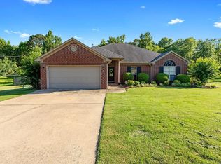 3715 Roxbury Dr, Bryant, AR 72022