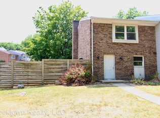 1203 Country Club Ct, Harrisonburg, VA 22802
