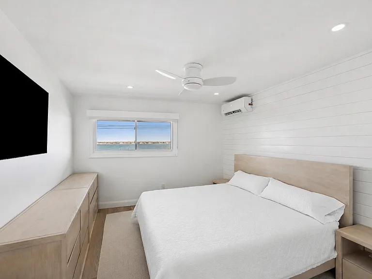 585 Dune Rd #B10-12 — Photo 6