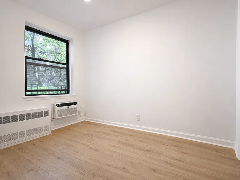 217 E 89th St #2B — Photo 8