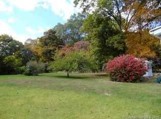 377 Pumpkin Hill Rd, Ledyard, CT 06339