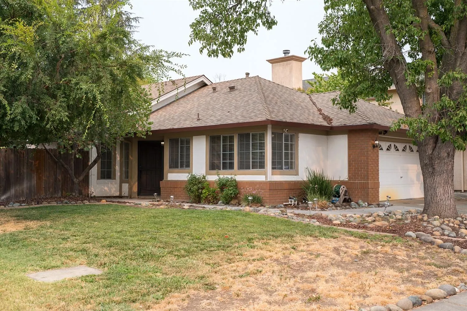 8660 Sunnybrae Dr photo 1