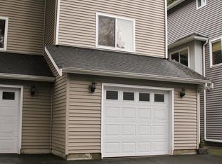 2104 SW Holden St, Seattle, WA 98106