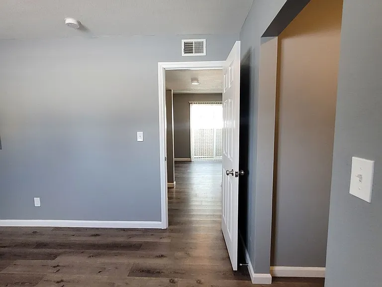 1205 SW Polk St — Photo 35