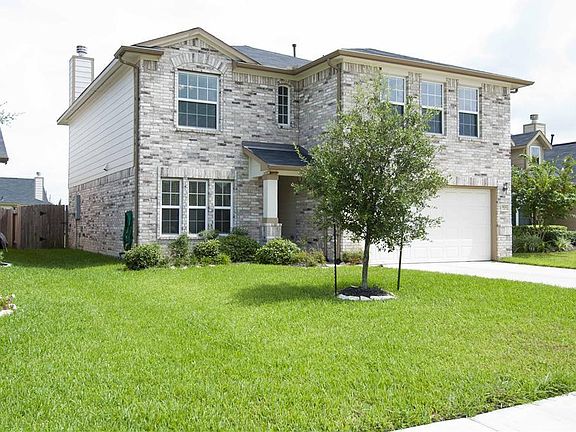 2nd image of 18014 Surrey Lake Ln