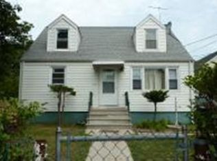 481 Lewis St, Somerset, NJ