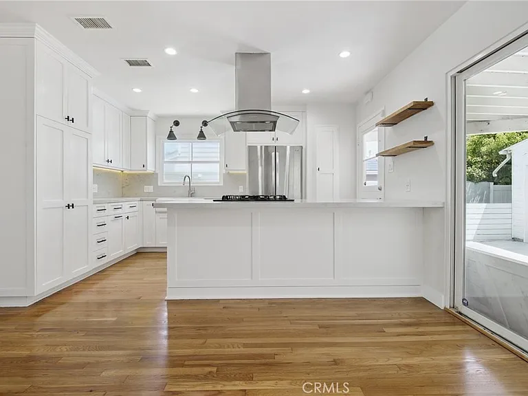 1200 Magnolia Ave — Photo 9