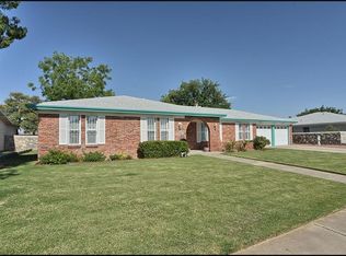 9272 McFall Dr, El Paso, TX 79925