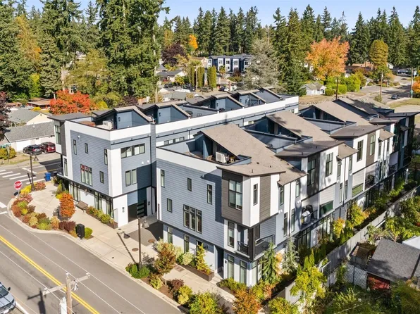 23003 58th Avenue W #D, Mountlake Terrace, WA 98043