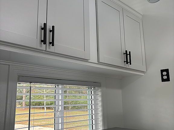 4th image of 55 Sims St