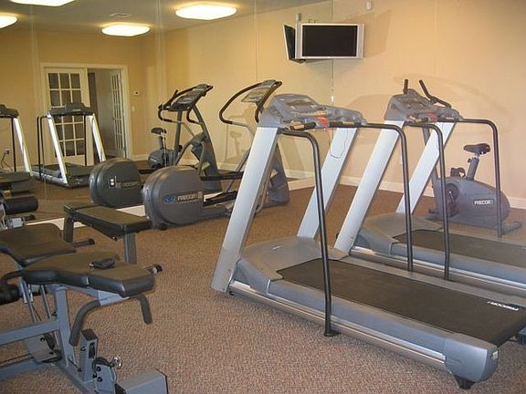 Fully equipped exercise room