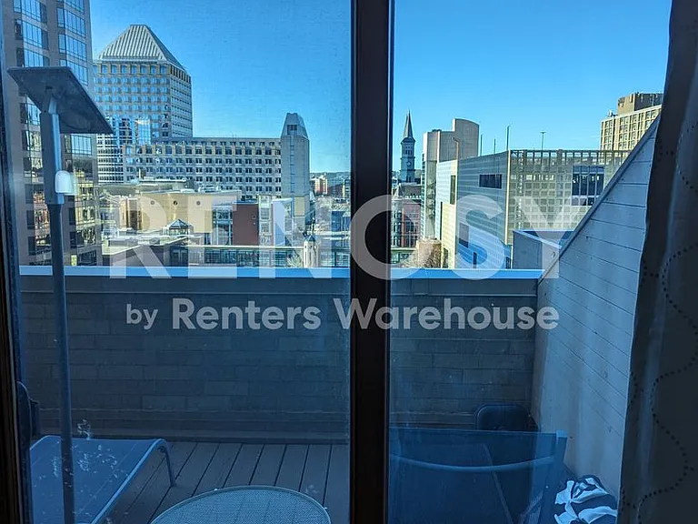 66 9th St E #1205 — Photo 6
