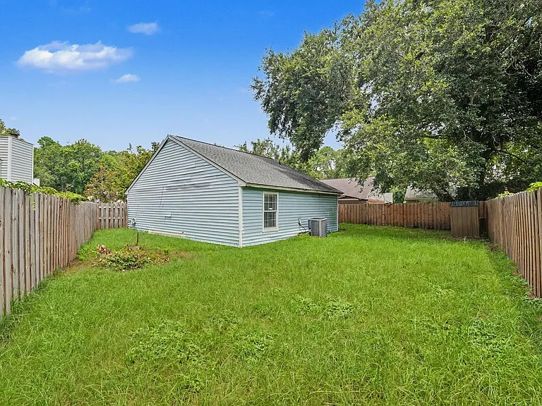 107 Quail Forest Ct — Photo 25
