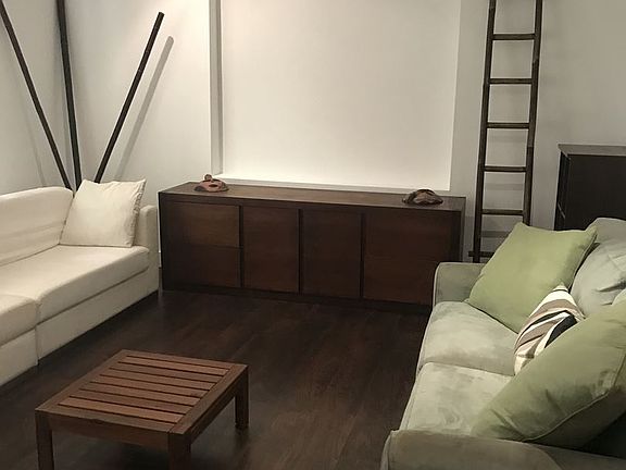 5th image of 1520 Euclid Ave APT 4