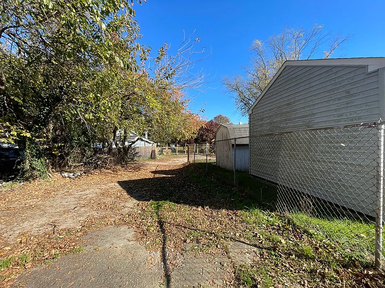 31 Ellis St — Photo 12