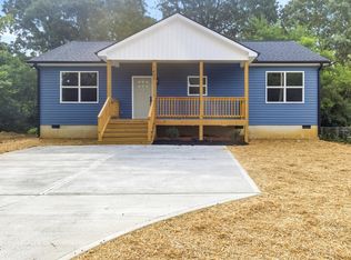 1437 Duggins Dr, Burlington, NC 27217