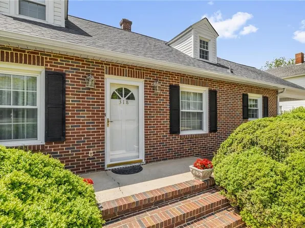 318 S Fayetteville St, Liberty, NC 27298