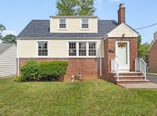 120 Delia Ter, Clark, NJ 07066