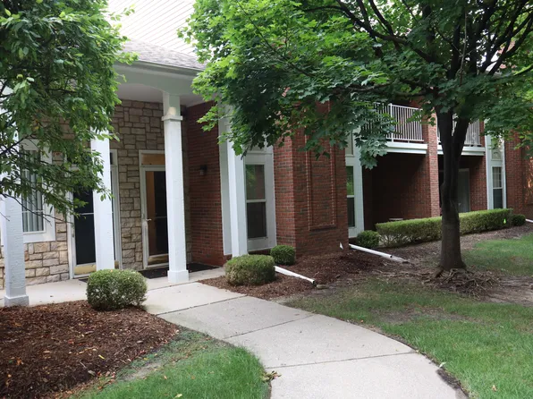 44860 Marigold Dr, Sterling Heights, MI